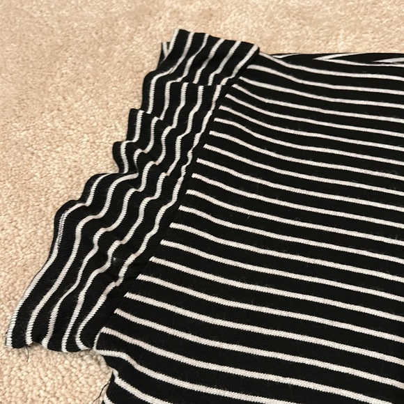 Striped Tie Shirt - Picture 3 of 5